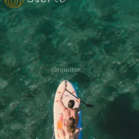 Suerte Cyprus 別荘 Akanthou